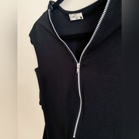 YDE Body Con Cut Out Zipper Pencil Dress in Size Small - Picture 3 of 5